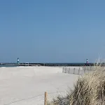Beautiful In With Garden Near Sea Апартаменты Рерик