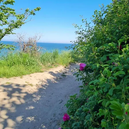 Apartament Beautiful In With Garden Near Sea *