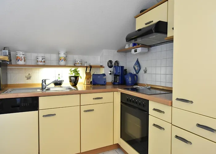 Beautiful In With Garden Near Sea * ريريك