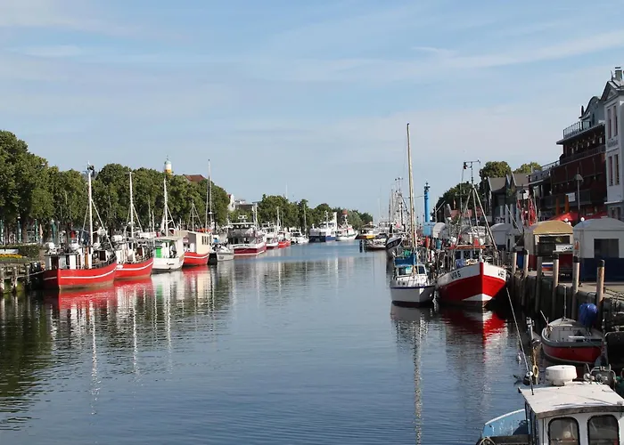 Beautiful In With Garden Near Sea * ريريك