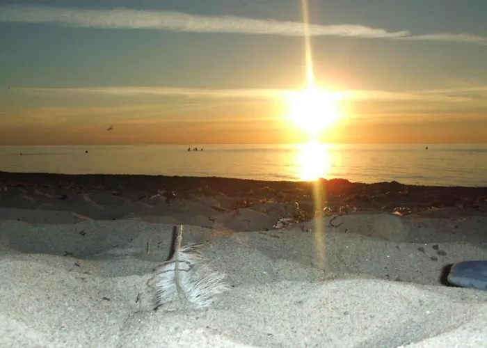 Beautiful In With Garden Near Sea شقة ريريك