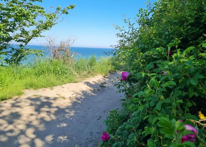 شقة Beautiful In With Garden Near Sea *