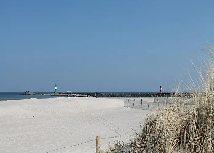 Beautiful In With Garden Near Sea ريريك