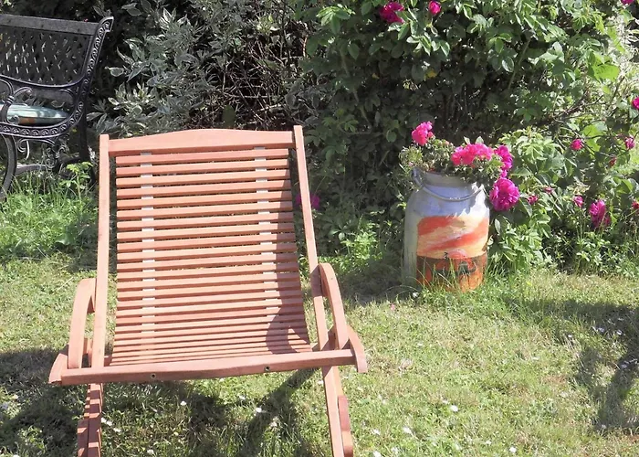 Beautiful In With Garden Near Sea ريريك